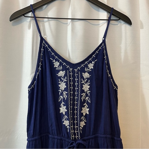 Knox Rose Floral Embroidered Front Tie Jumpsuit - Size Medium - Picture 2 of 9